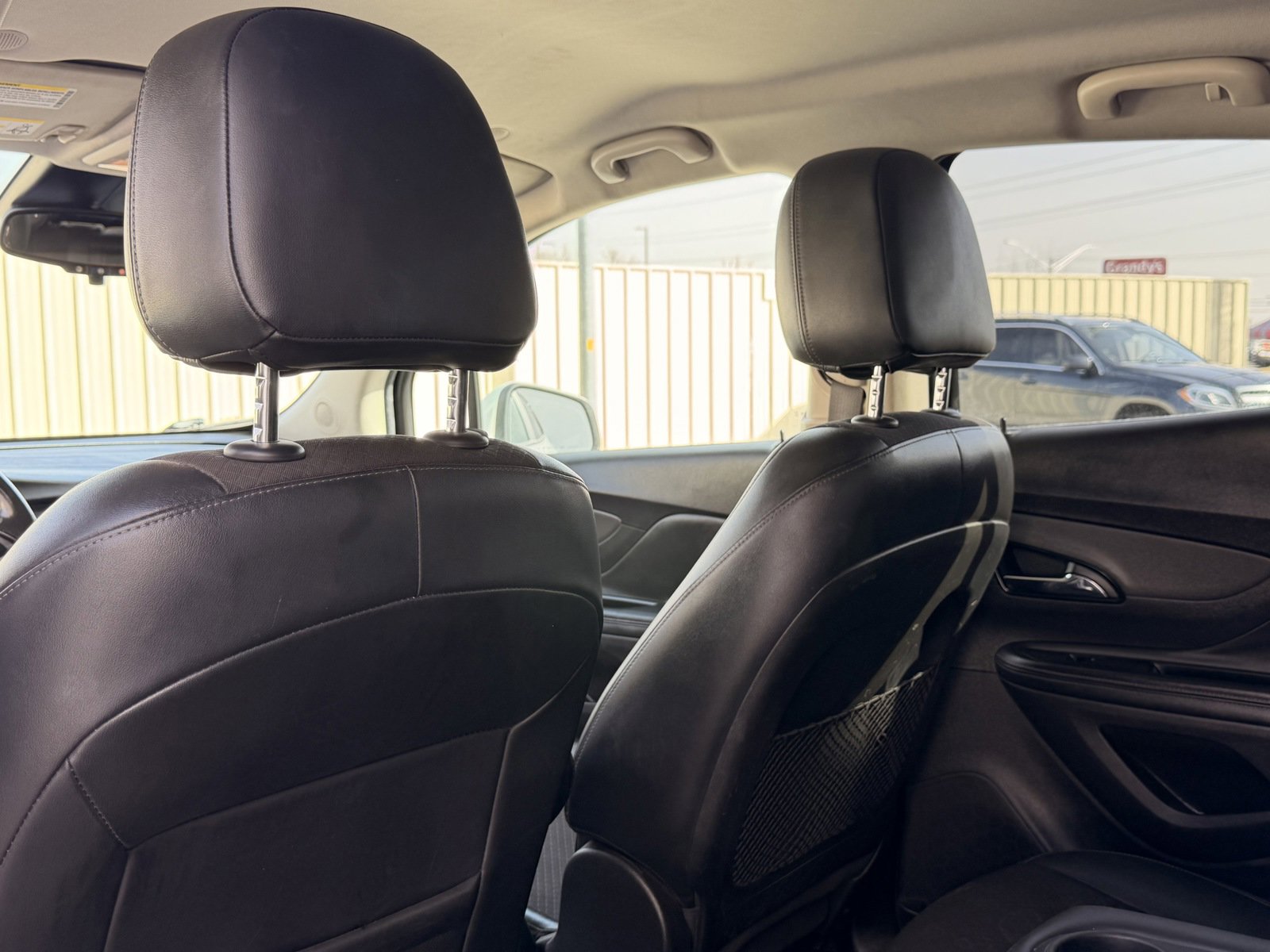 Used 2020 Buick Encore Preferred FWD image 18