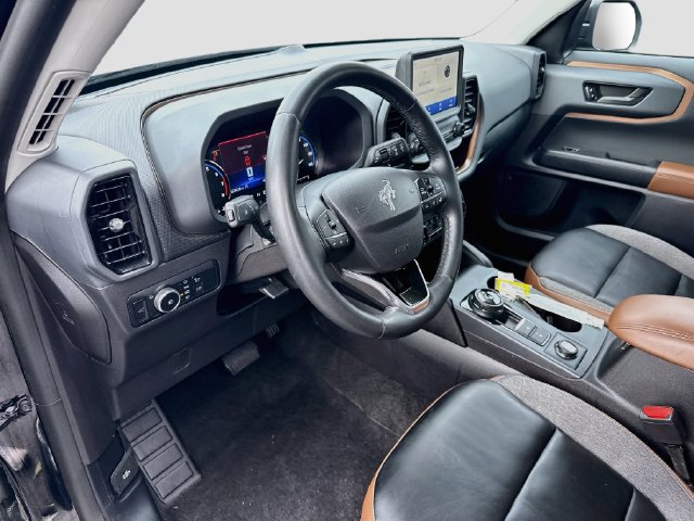 Used 2024 Ford Bronco Sport Outer Banks AWD/4WD image 13
