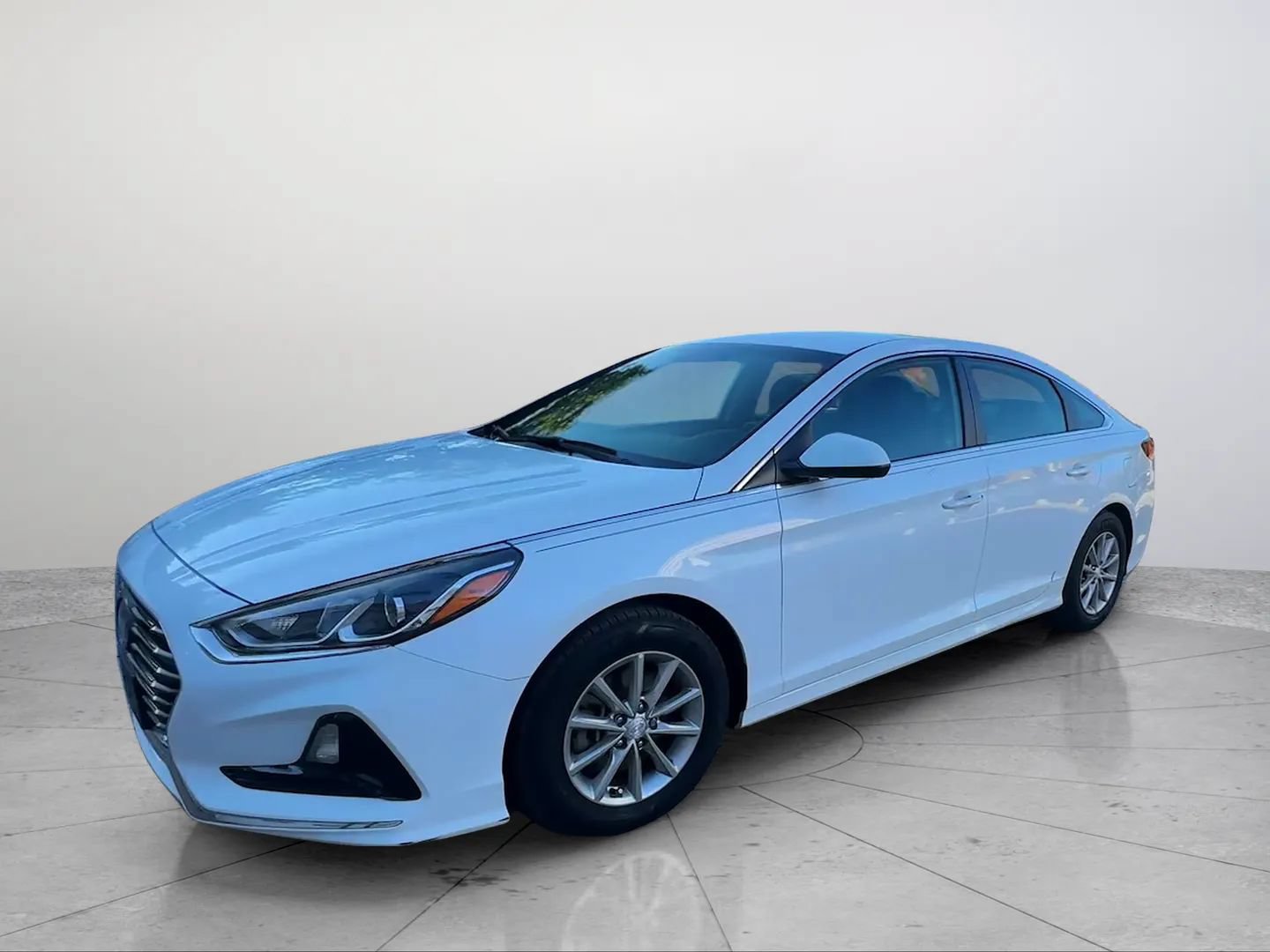 Used 2018 Hyundai Sonata SE FWD image 1
