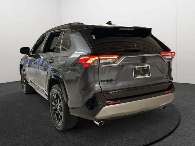 Used 2023 Toyota RAV4 XSE AWD/4WD image 4