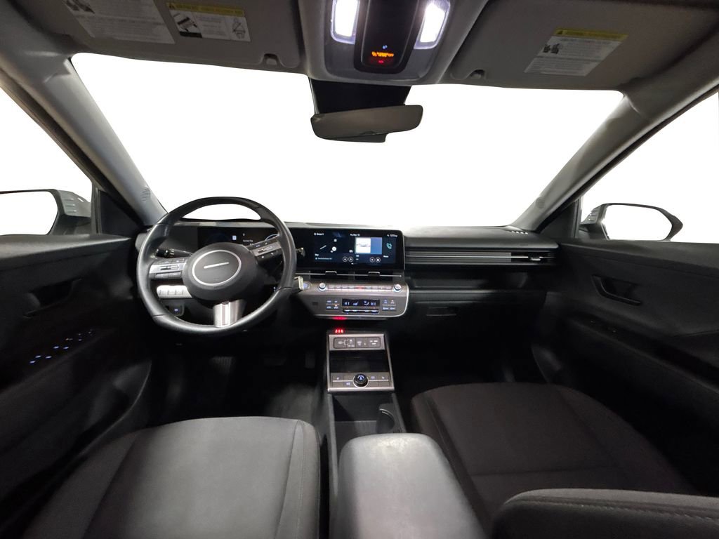 Used 2024 Hyundai Kona SEL w/ Convenience Package image 17
