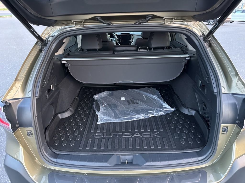 Certified 2025 Subaru Outback Limited image 17