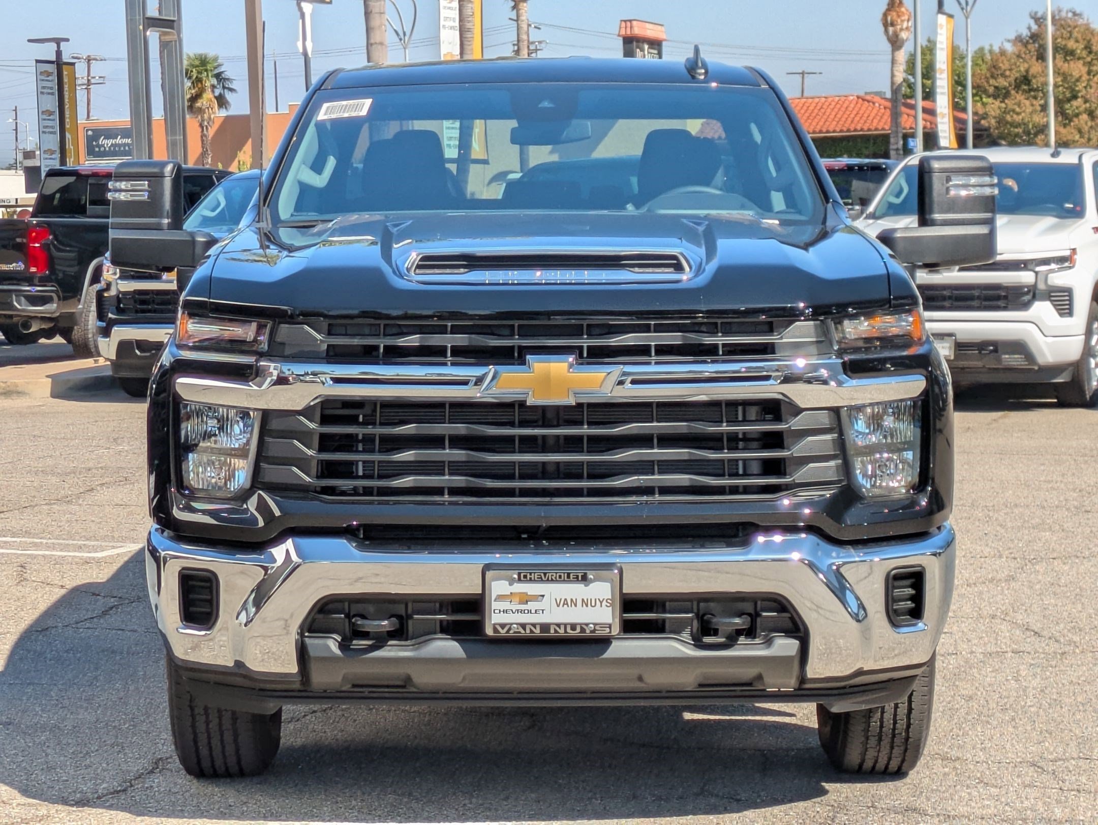 New 2026 Chevrolet Silverado 2500 LT image 2