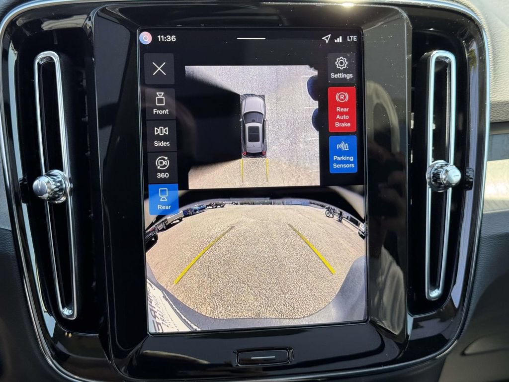 Certified 2026 Volvo XC40 B5 Plus w/ Protection Package Premier AWD/4WD image 29