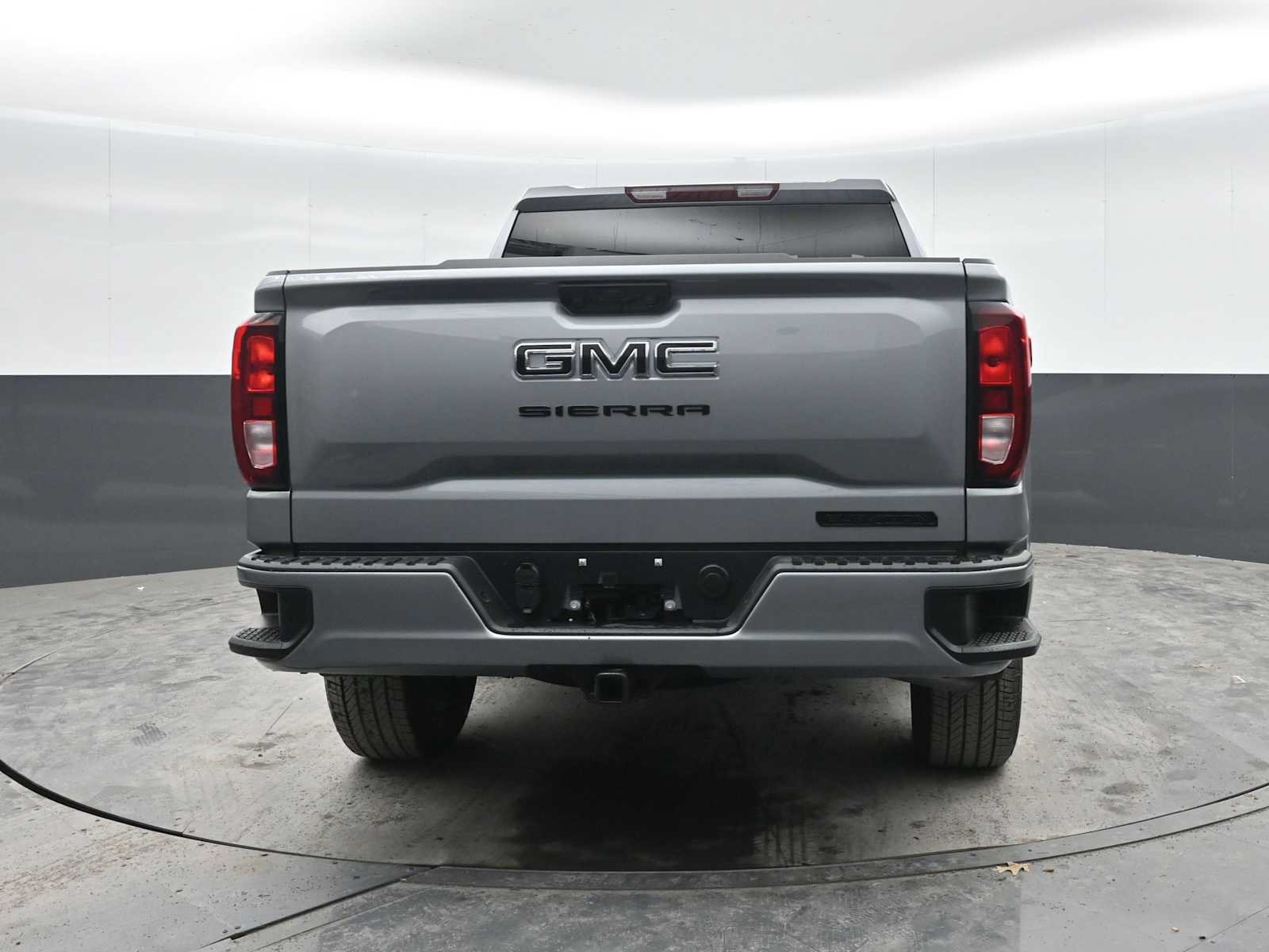 New 2026 GMC Sierra 1500 Elevation w/ LPO, Elevation Black Package AWD/4WD image 10