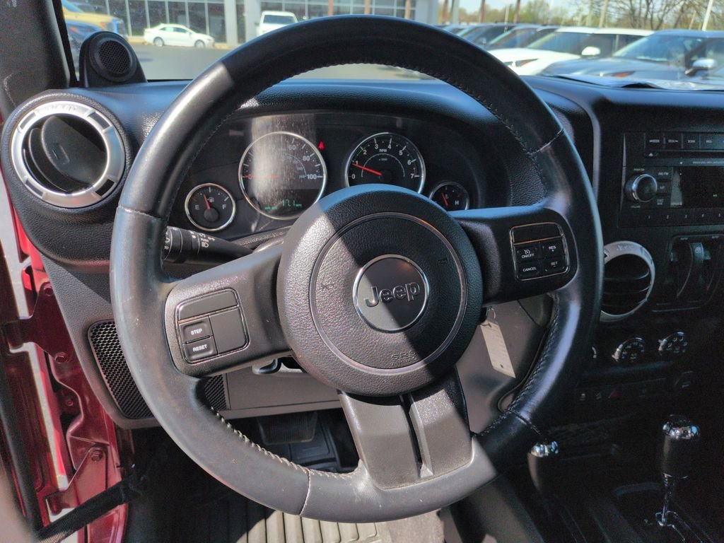 Used 2013 Jeep Wrangler Sahara image 12