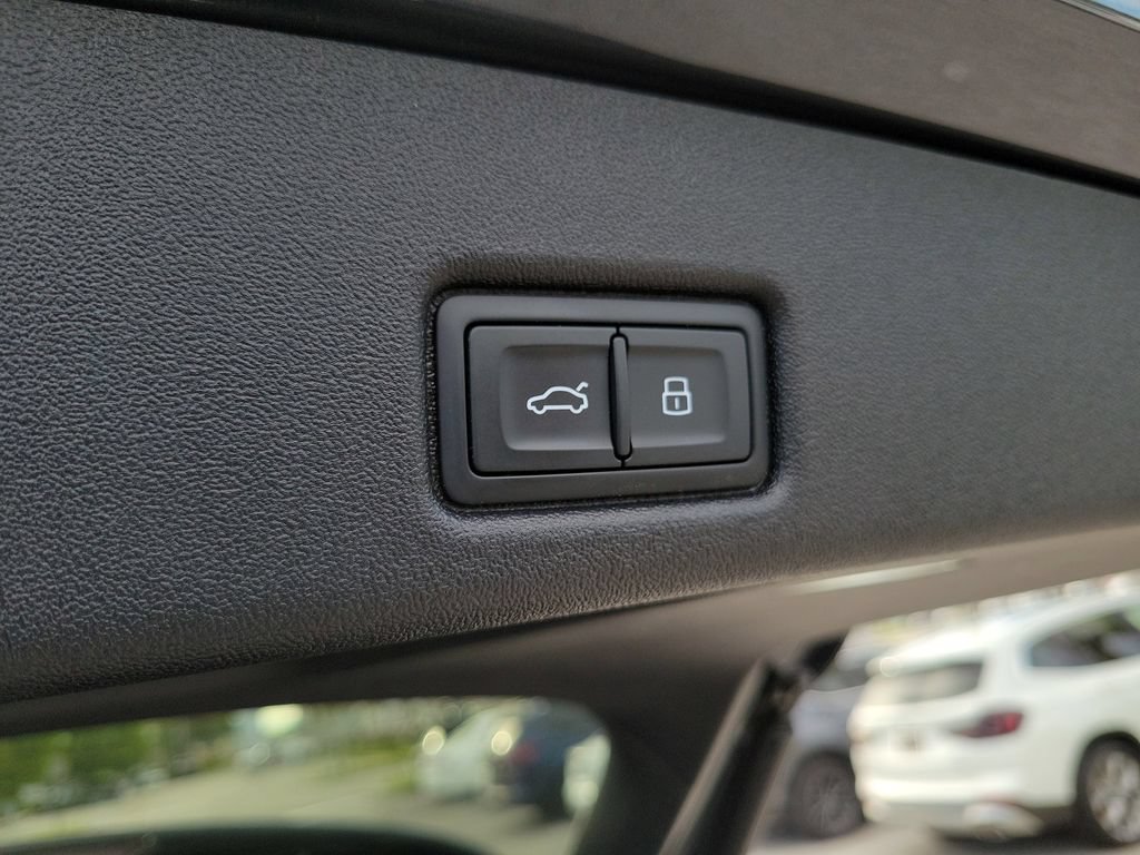 Certified 2025 Audi Q5 Premium w/ Premium Plus AWD/4WD image 31