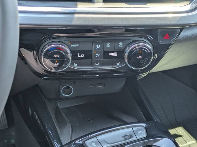 New 2026 Chevrolet Trax ACTIV w/ Sunroof Package FWD image 19