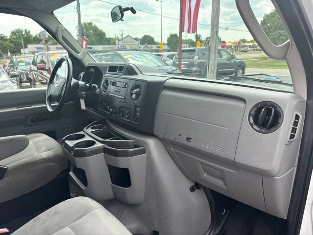 Used 2012 Ford E-250 and Econoline 250 w/ PWR Group RWD image 16