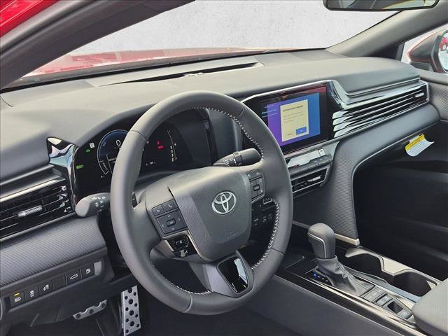 New 2026 Toyota Camry SE FWD image 3