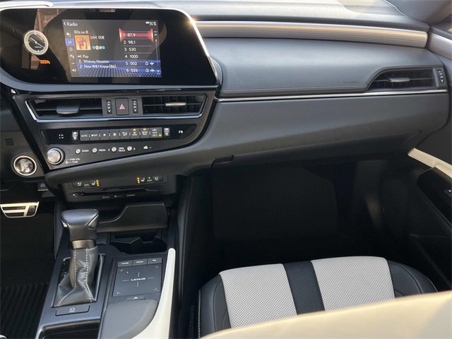 Certified 2022 Lexus ES 350 F Sport image 13