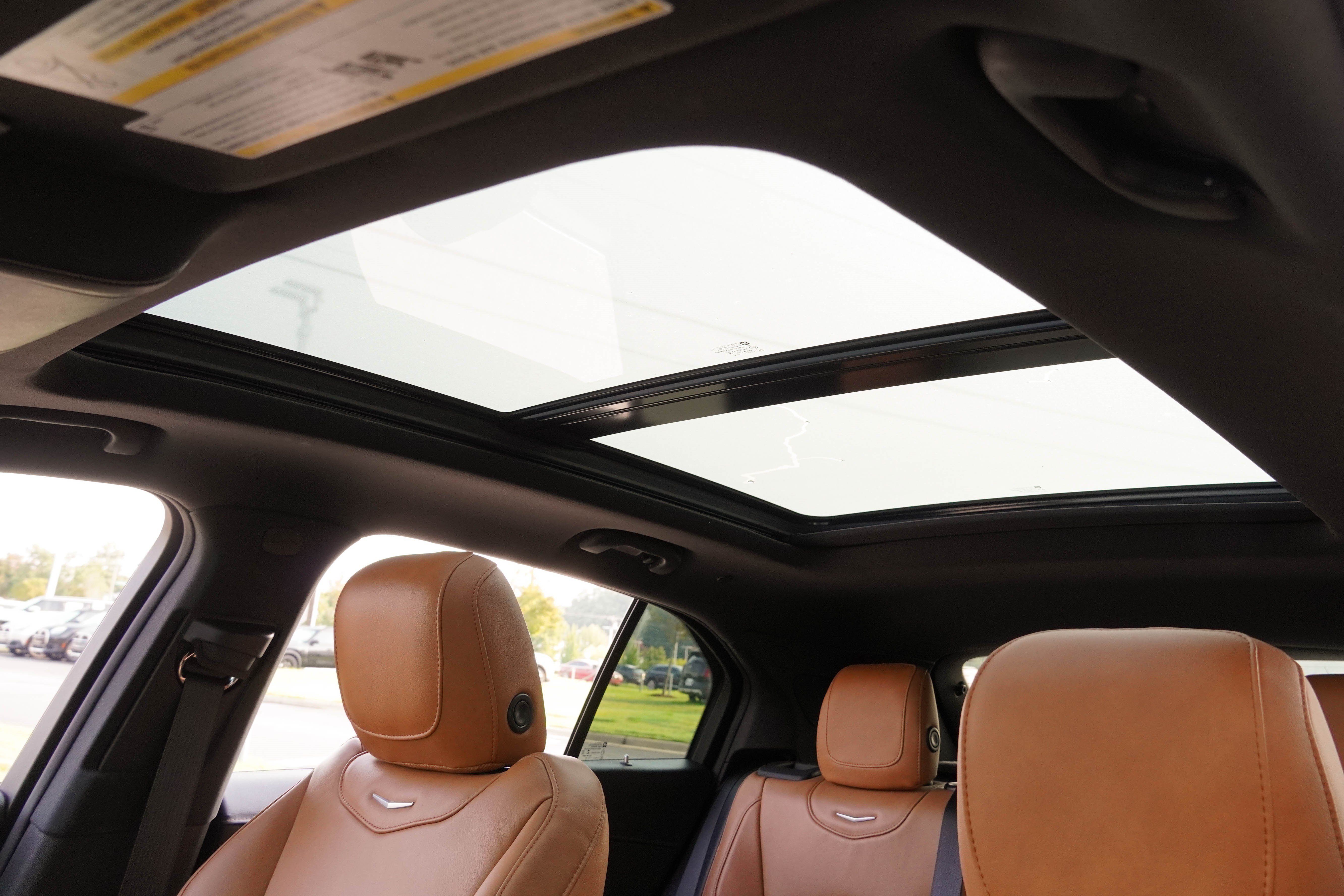 Used 2020 Cadillac XT4 Premium Luxury FWD image 14