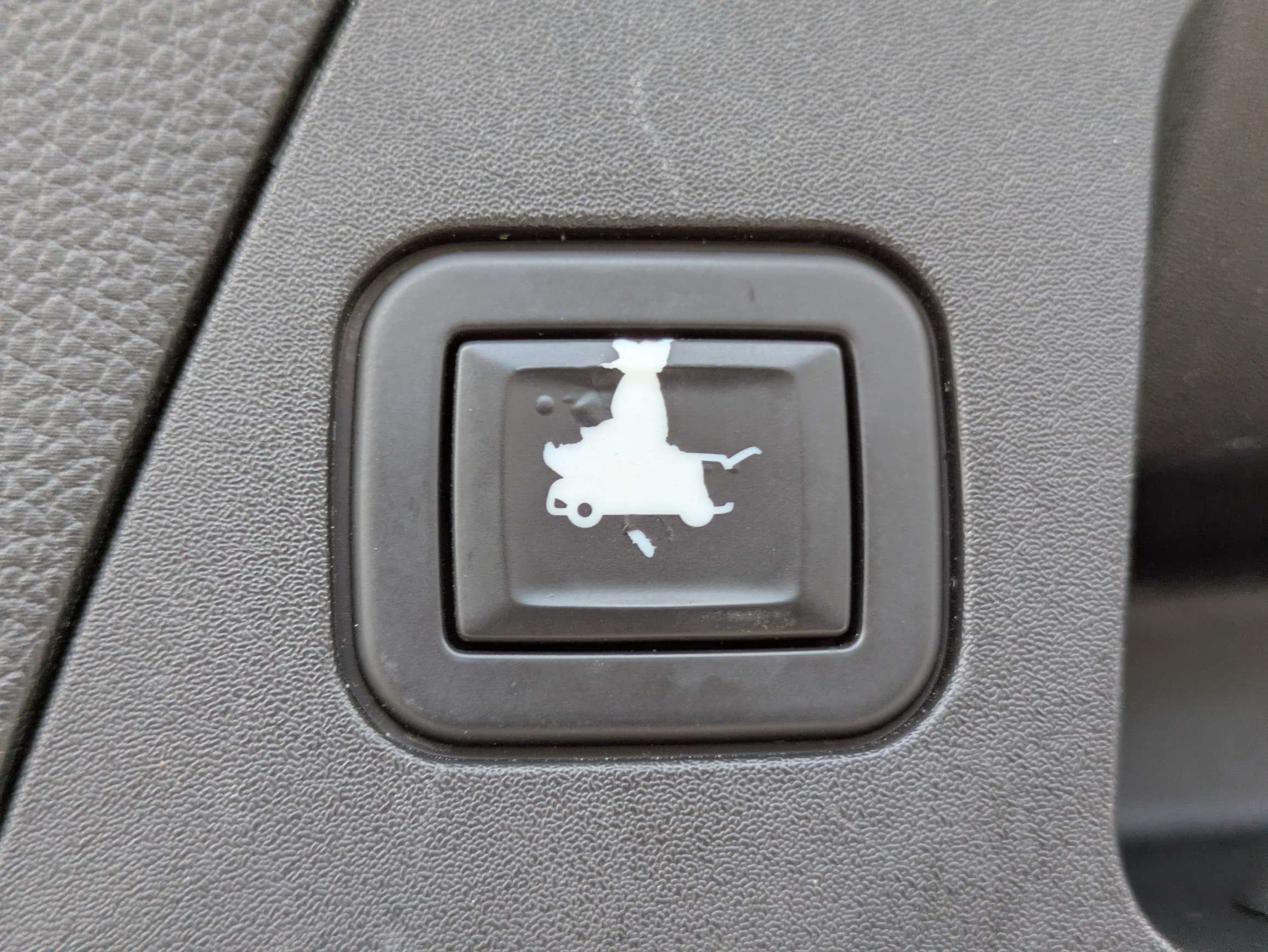 Used 2020 Buick Envision Essence FWD image 8