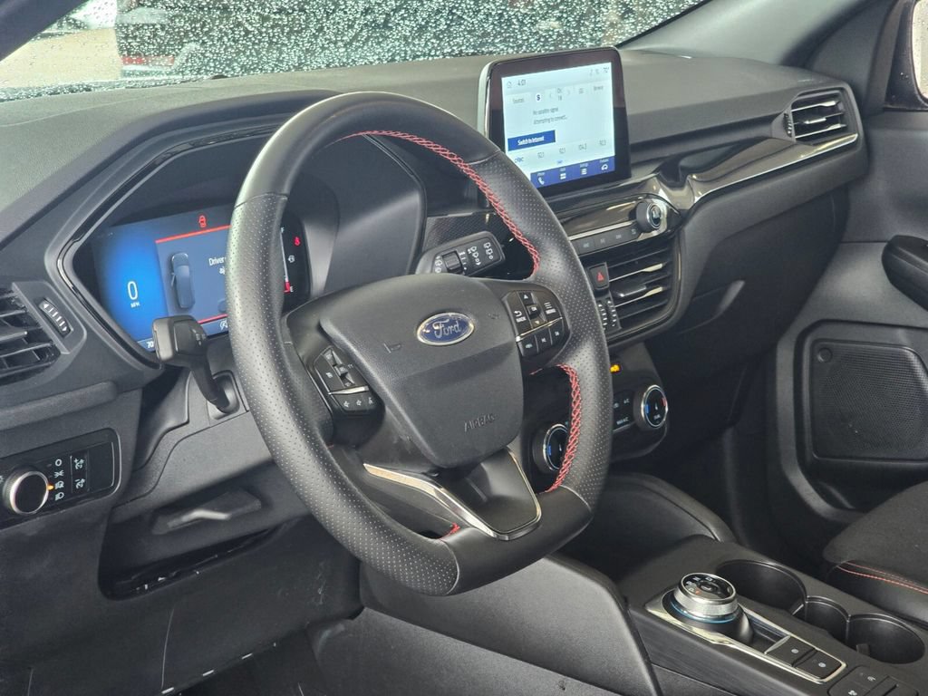 Used 2025 Ford Escape ST-Line AWD/4WD image 10