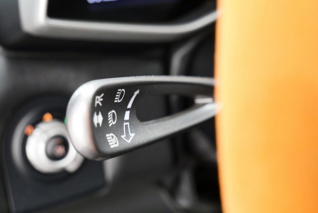 Used 2012 McLaren MP4-12C Coupe RWD image 35