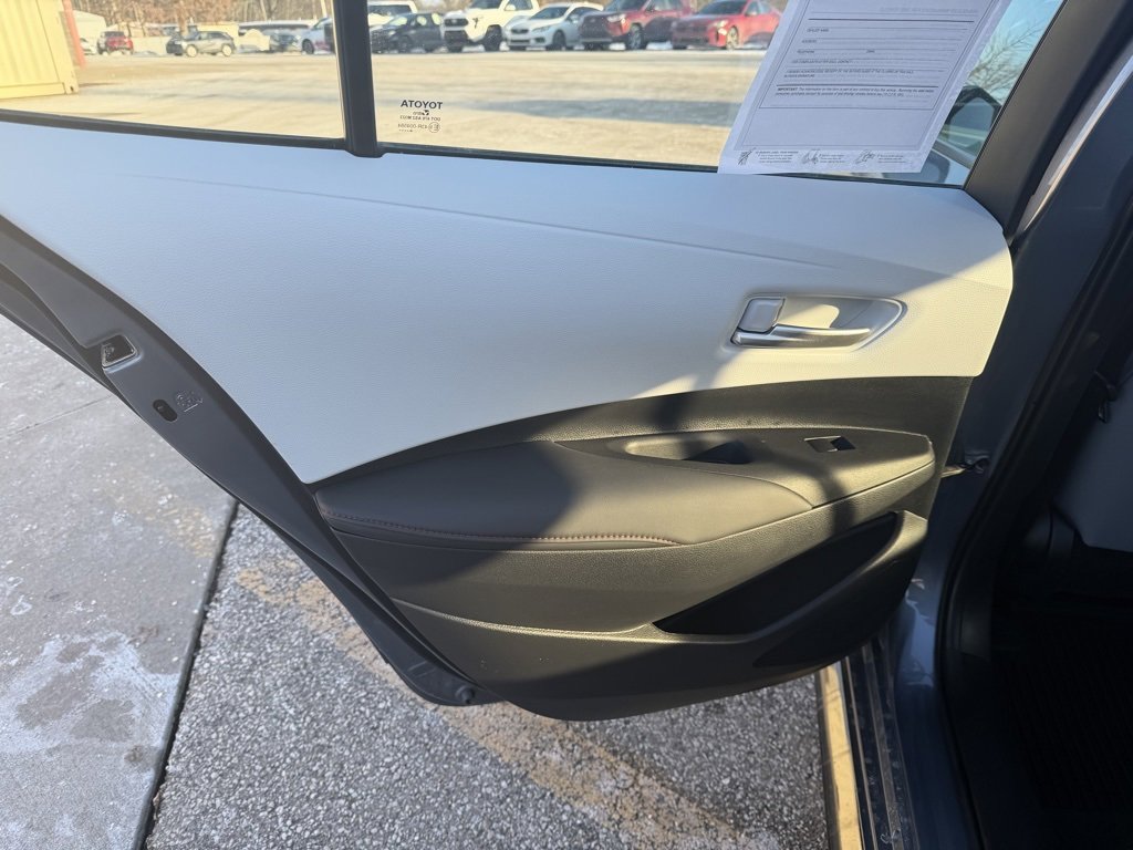Used 2024 Toyota Corolla SE image 26