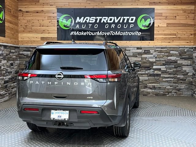 Used 2025 Nissan Pathfinder SV AWD/4WD image 9