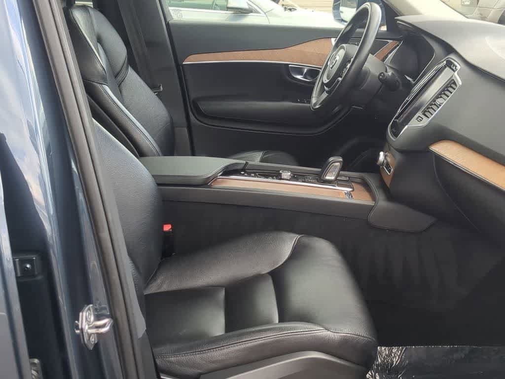 Used 2021 Volvo XC90 T8 Momentum AWD/4WD image 20