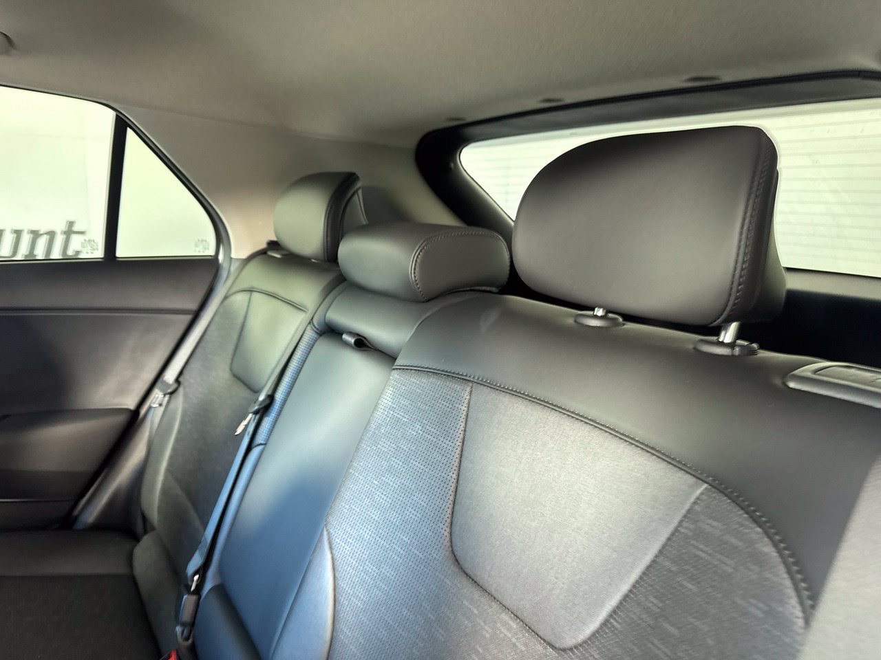 Used 2023 Kia Niro Wave w/ Wave Preserve Package FWD image 10