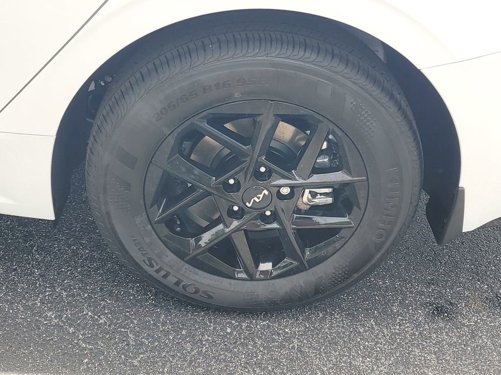 New 2026 Kia K5 LXS FWD image 28