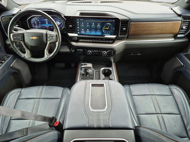 Used 2022 Chevrolet Silverado 1500 High Country w/ High Country Premium Package AWD/4WD image 18