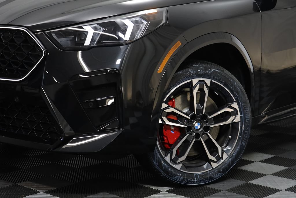 New 2026 BMW X2 xDrive28i w/ Technology Package AWD/4WD image 4