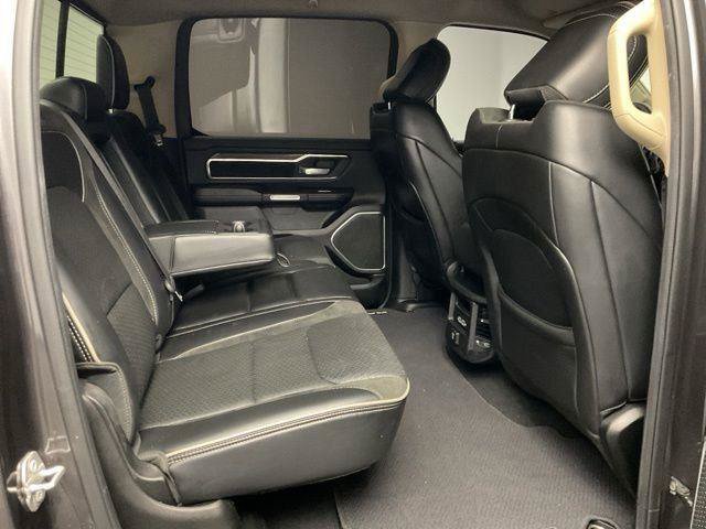 Used 2019 RAM 1500 Laramie w/ Off Road Group AWD/4WD image 29