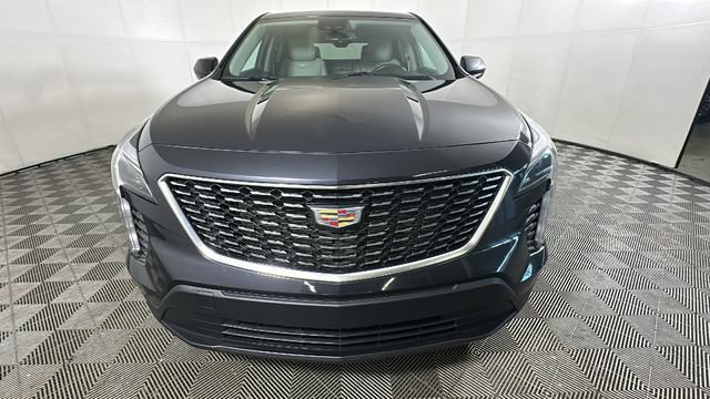 Used 2022 Cadillac XT4 Luxury w/ Driver Awareness Package AWD/4WD image 7