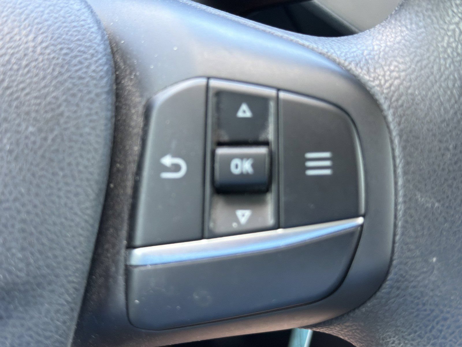 Used 2022 Ford Maverick XL FWD image 27