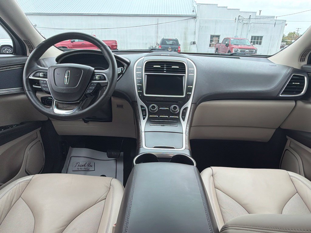 Used 2019 Lincoln Nautilus Select FWD image 13