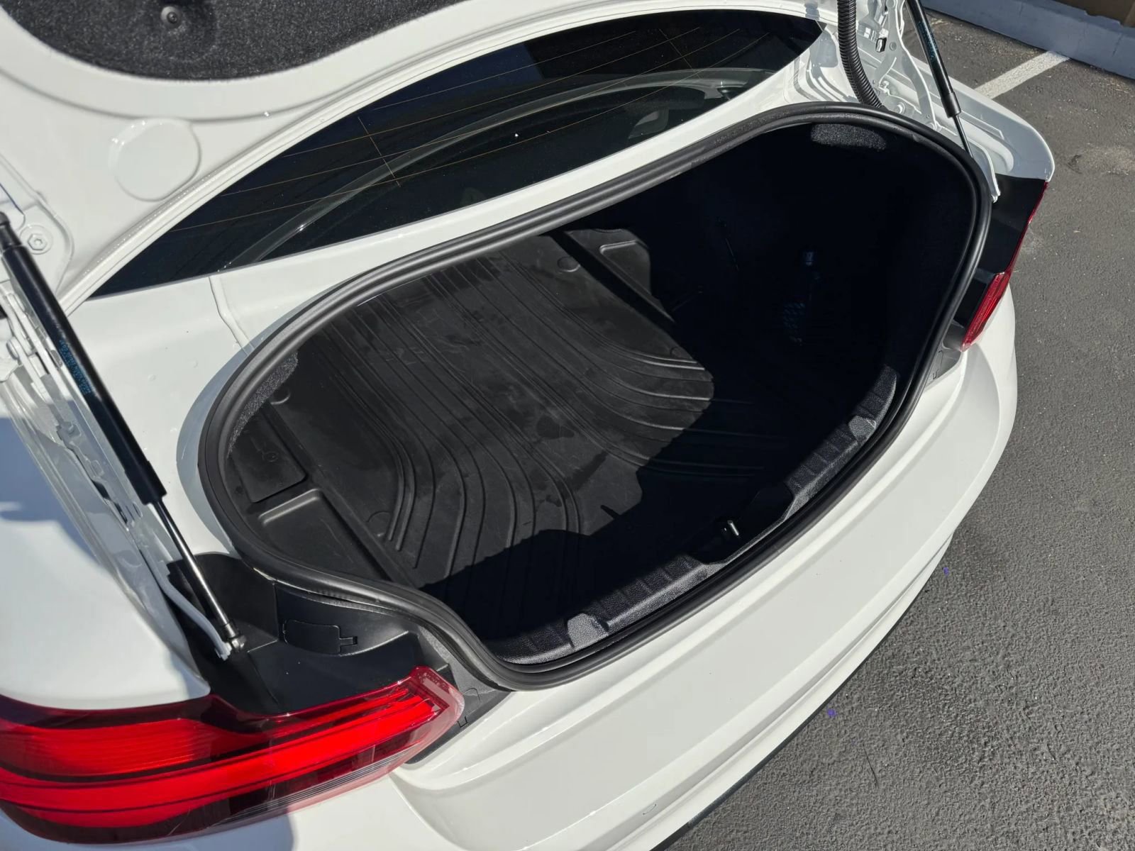 Used 2021 BMW M2 Competition w/ Executive Package RWD image 21