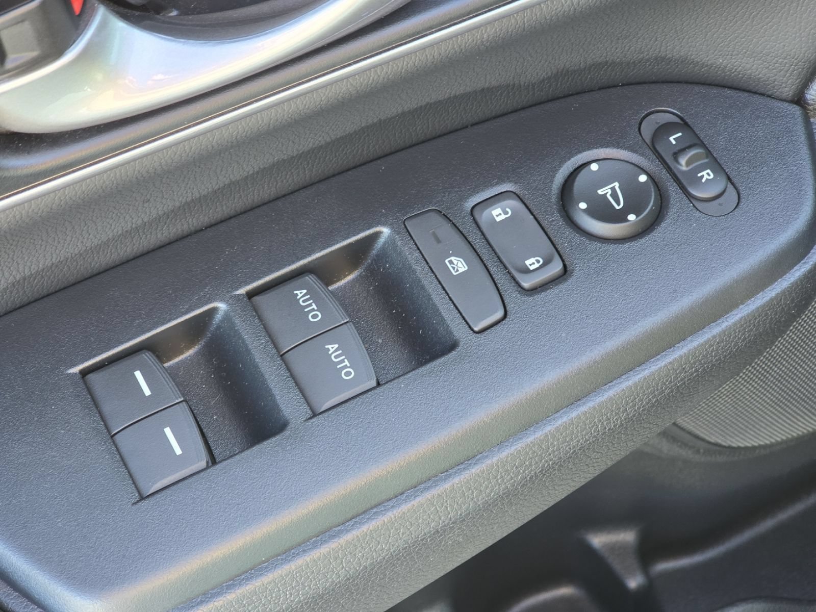 Used 2022 Honda CR-V Touring image 24
