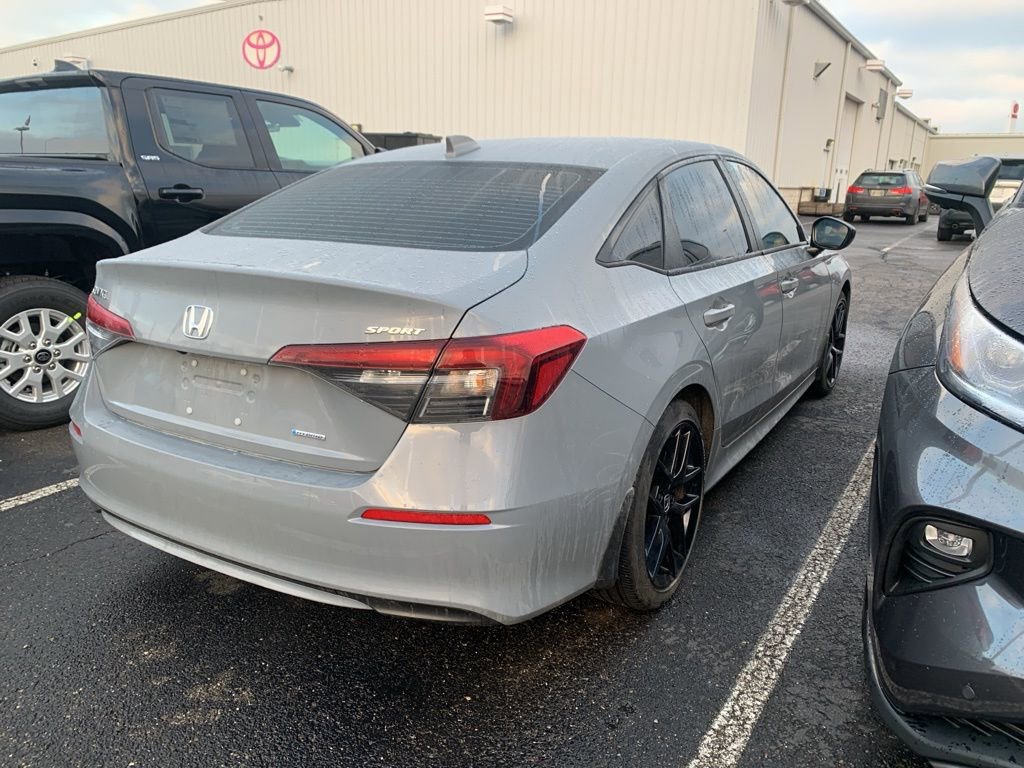 Used 2025 Honda Civic Sport image 3