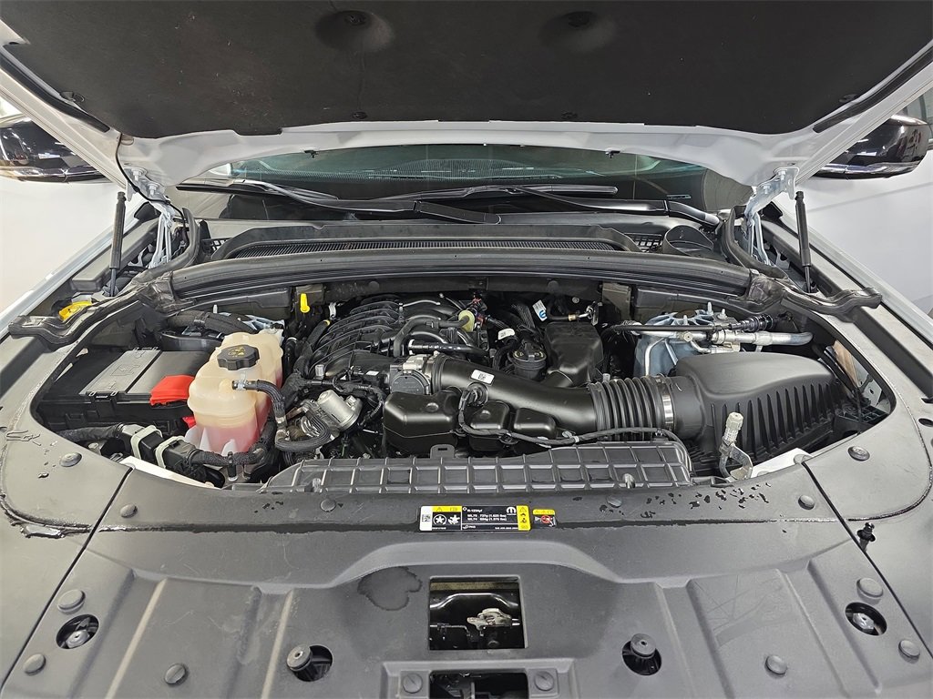 Used 2024 Jeep Grand Cherokee L Limited w/ Luxury Tech Group II image 34