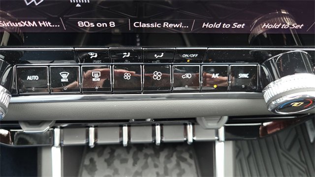 New 2026 GMC Canyon Elevation w/ Convenience Package image 27