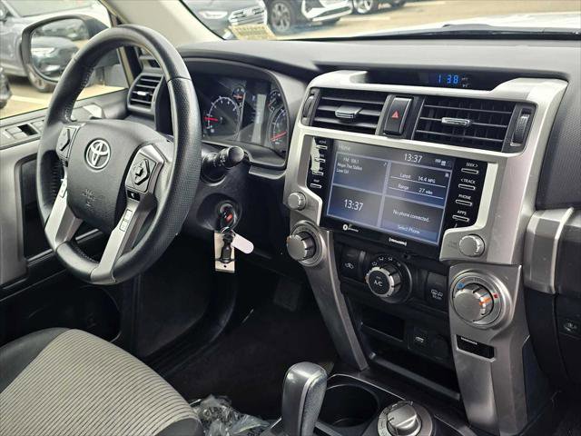 Used 2020 Toyota 4Runner SR5 image 10