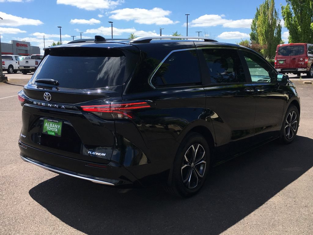 New 2026 Toyota Sienna Platinum AWD/4WD image 8