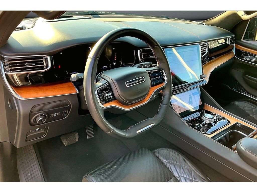 Certified 2024 Jeep Grand Wagoneer L Series III image 15