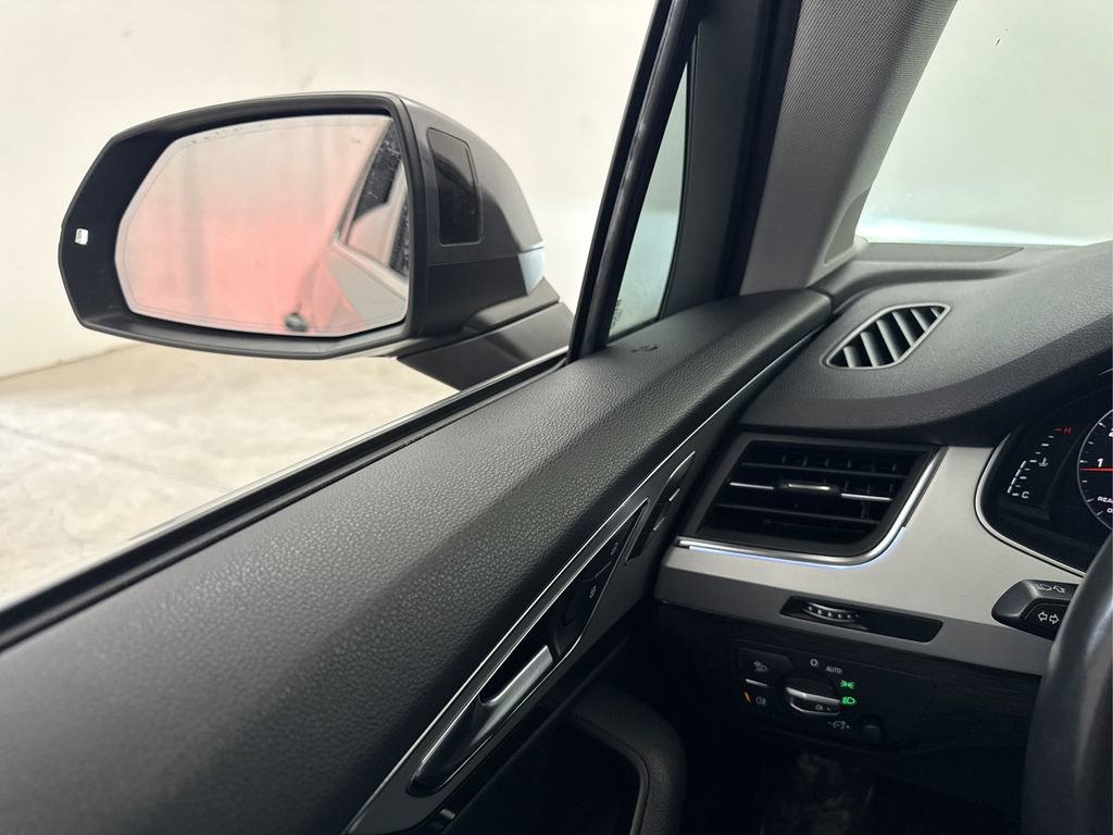 Used 2019 Audi Q7 2.0T Premium Plus w/ Premium Plus Package AWD/4WD image 33