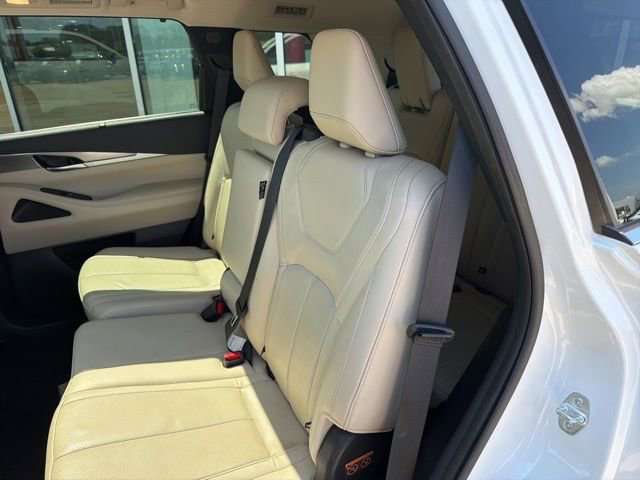 Used 2023 INFINITI QX60 Luxe w/ Cargo Package AWD/4WD image 19