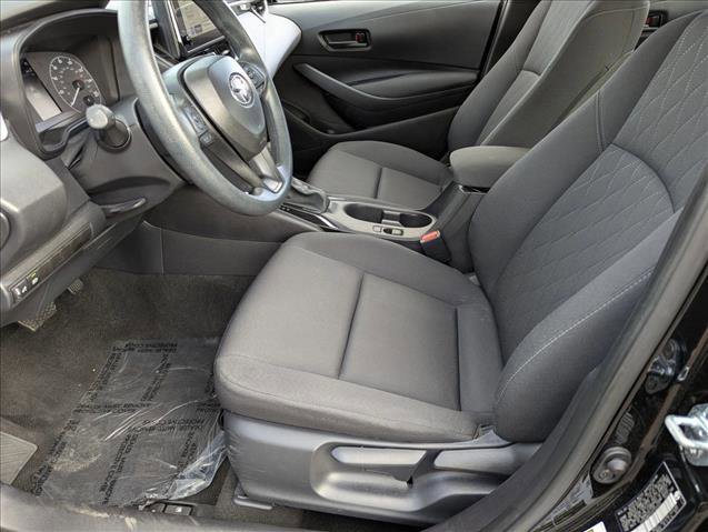 Certified 2025 Toyota Corolla LE image 15