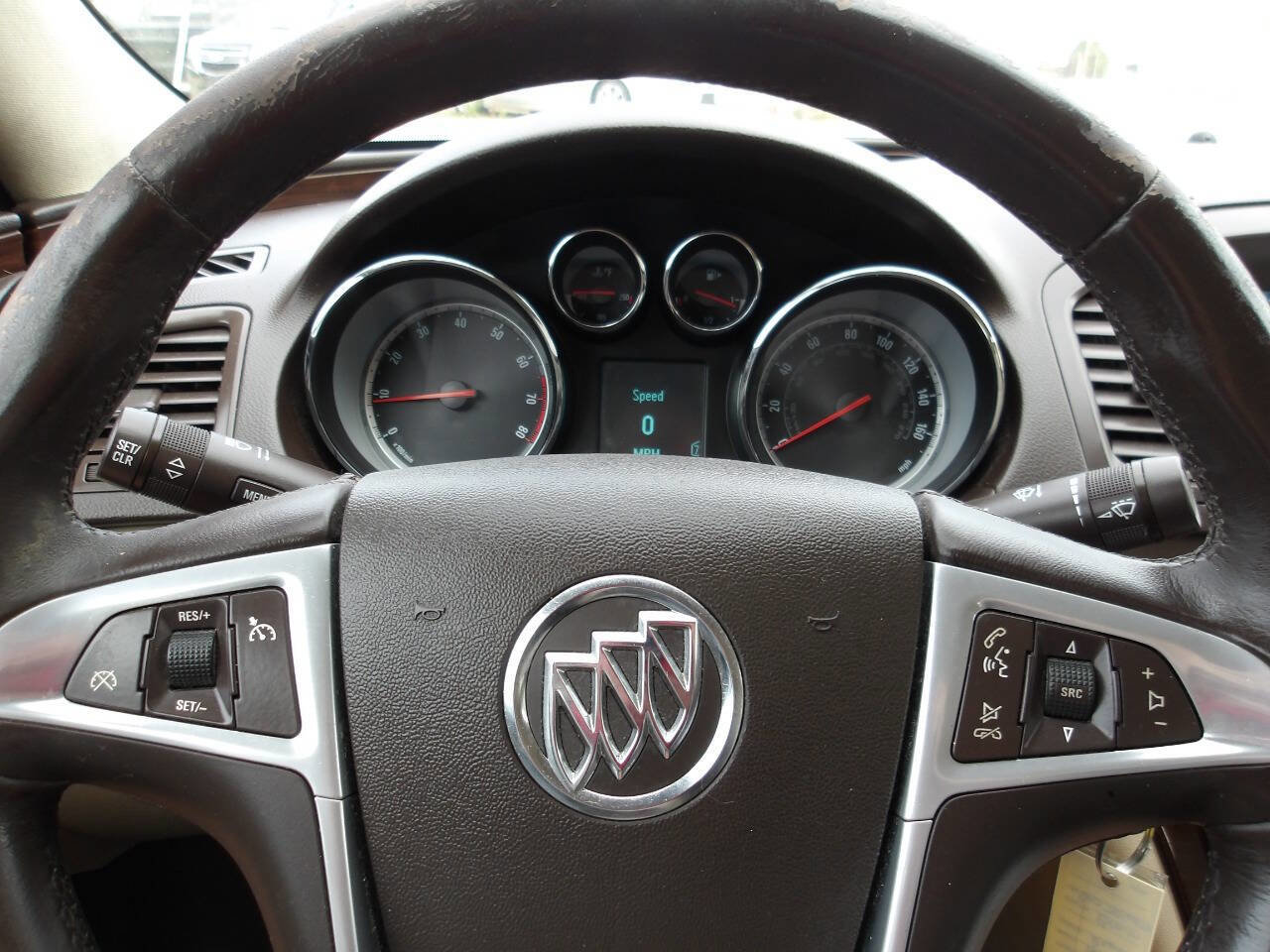 Used 2011 Buick Regal CXL image 14