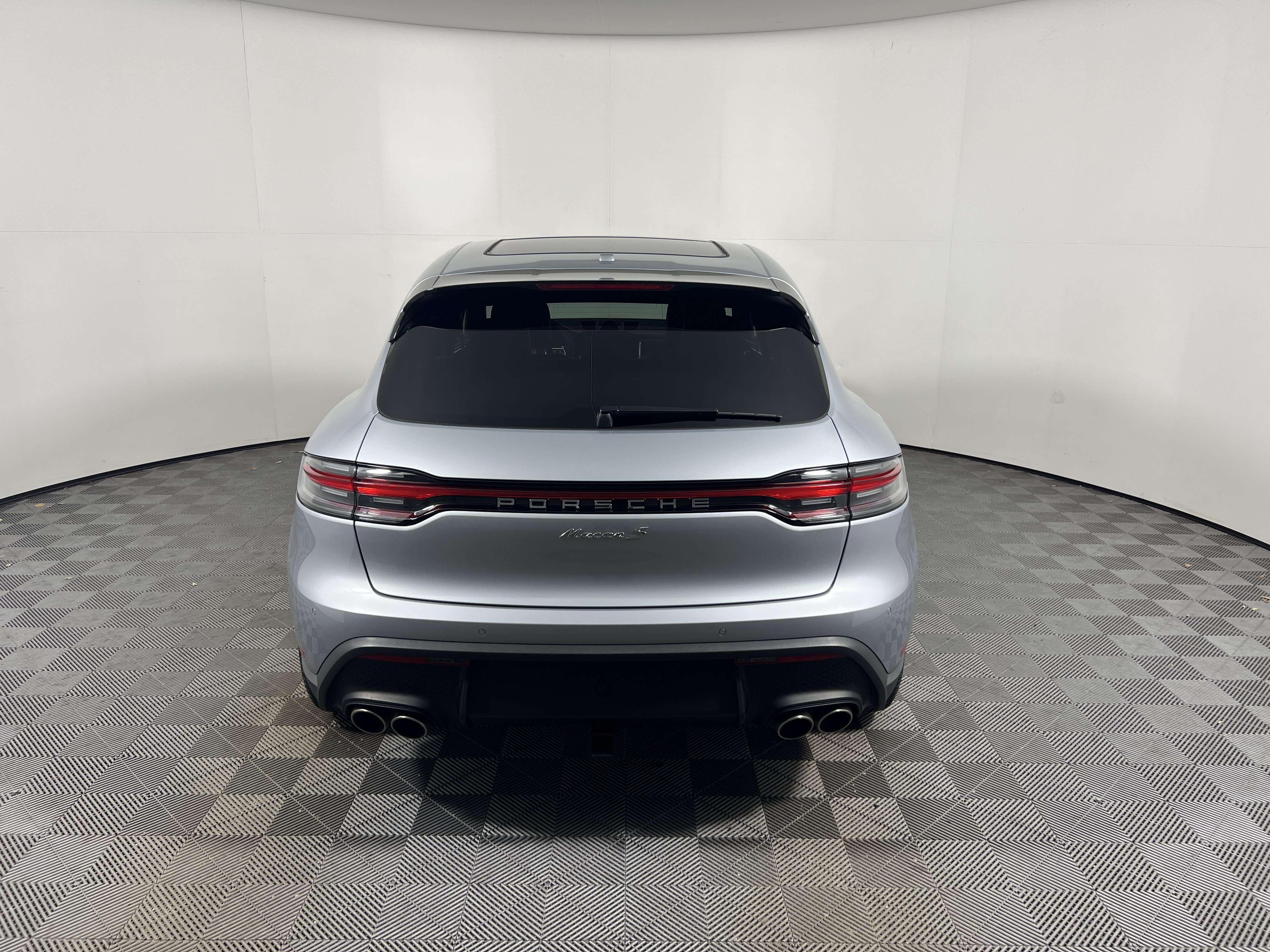 Certified 2026 Porsche Macan S AWD/4WD image 6