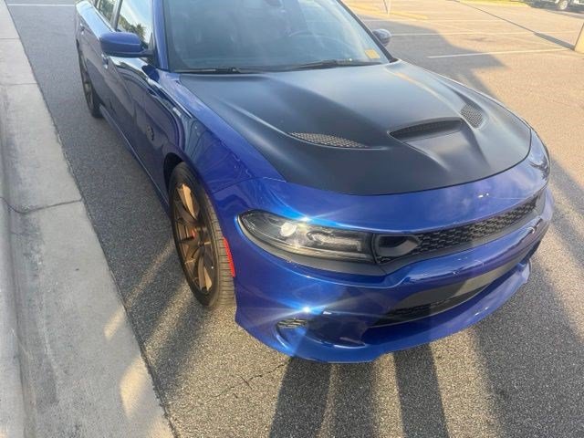 Used 2019 Dodge Charger SRT Hellcat w/ Harman/Kardon Audio Group RWD image 4