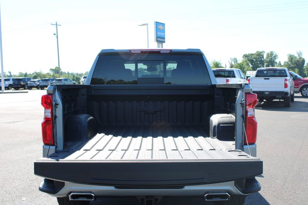 New 2026 Chevrolet Silverado 1500 RST w/ Convenience Package II AWD/4WD image 16