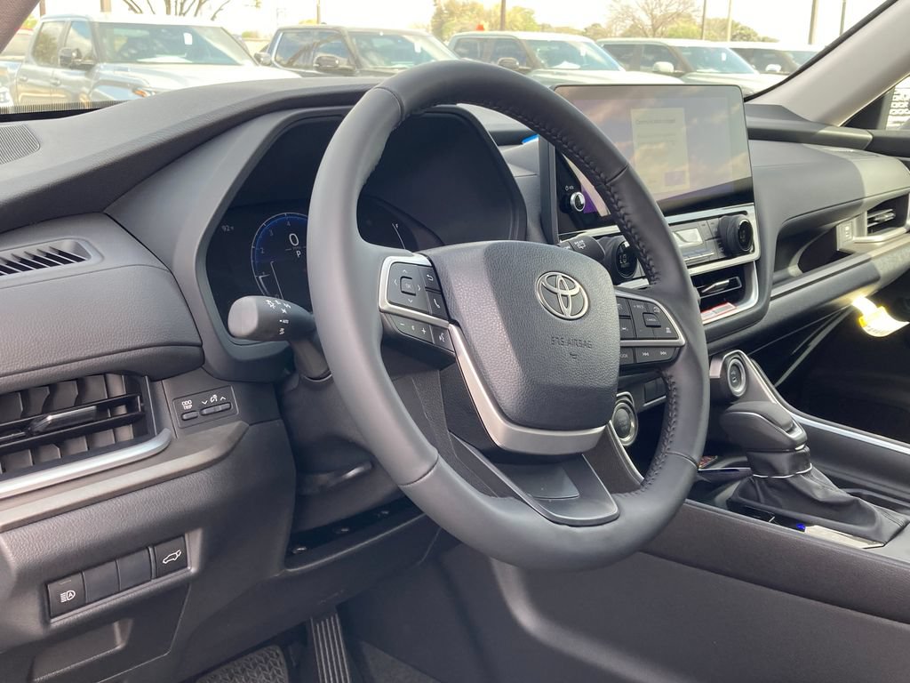 New 2026 Toyota Grand Highlander AWD image 1
