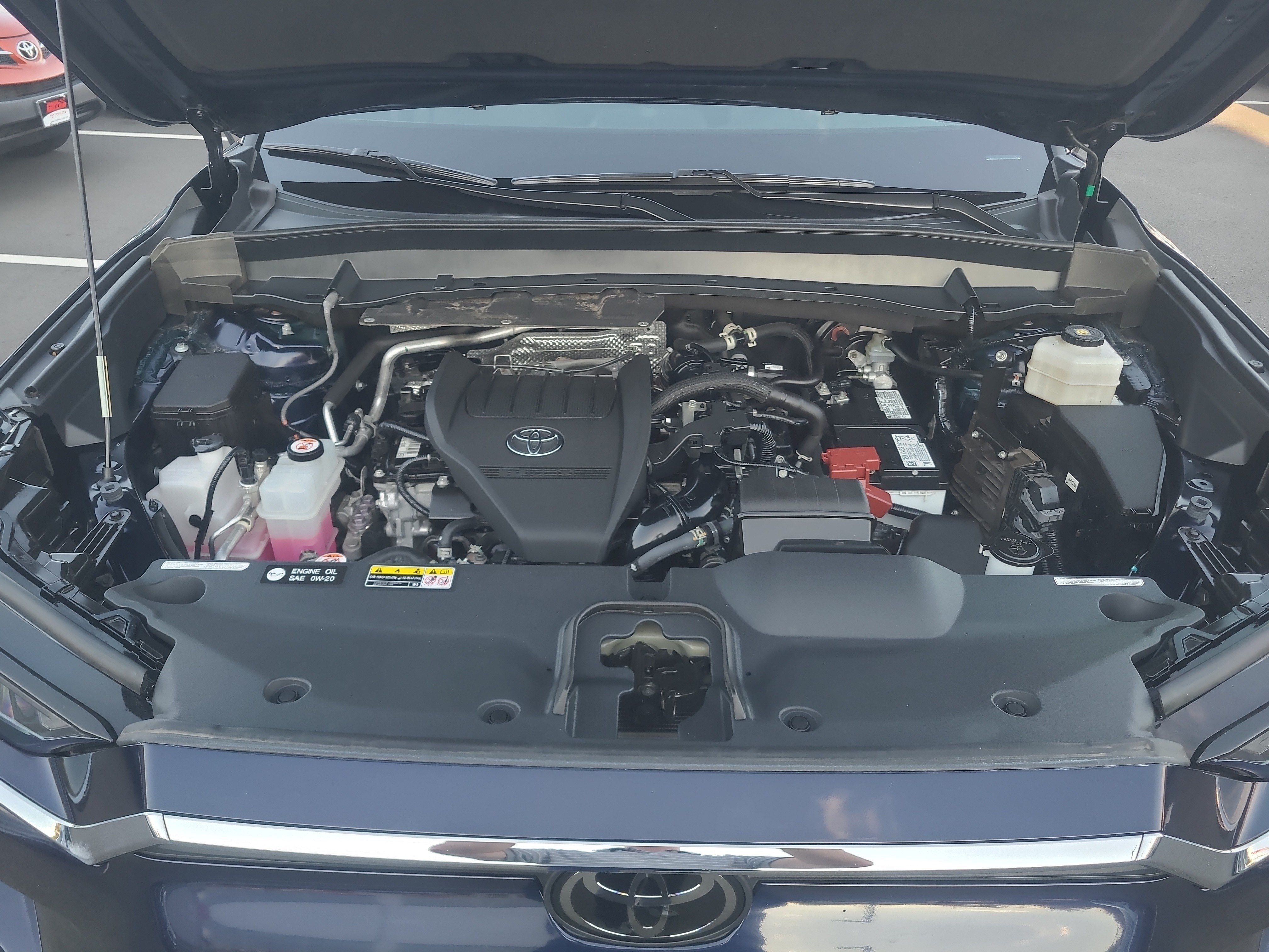 Certified 2024 Toyota Grand Highlander AWD image 32