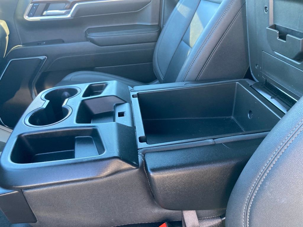 Used 2024 GMC Sierra 1500 SLT image 34