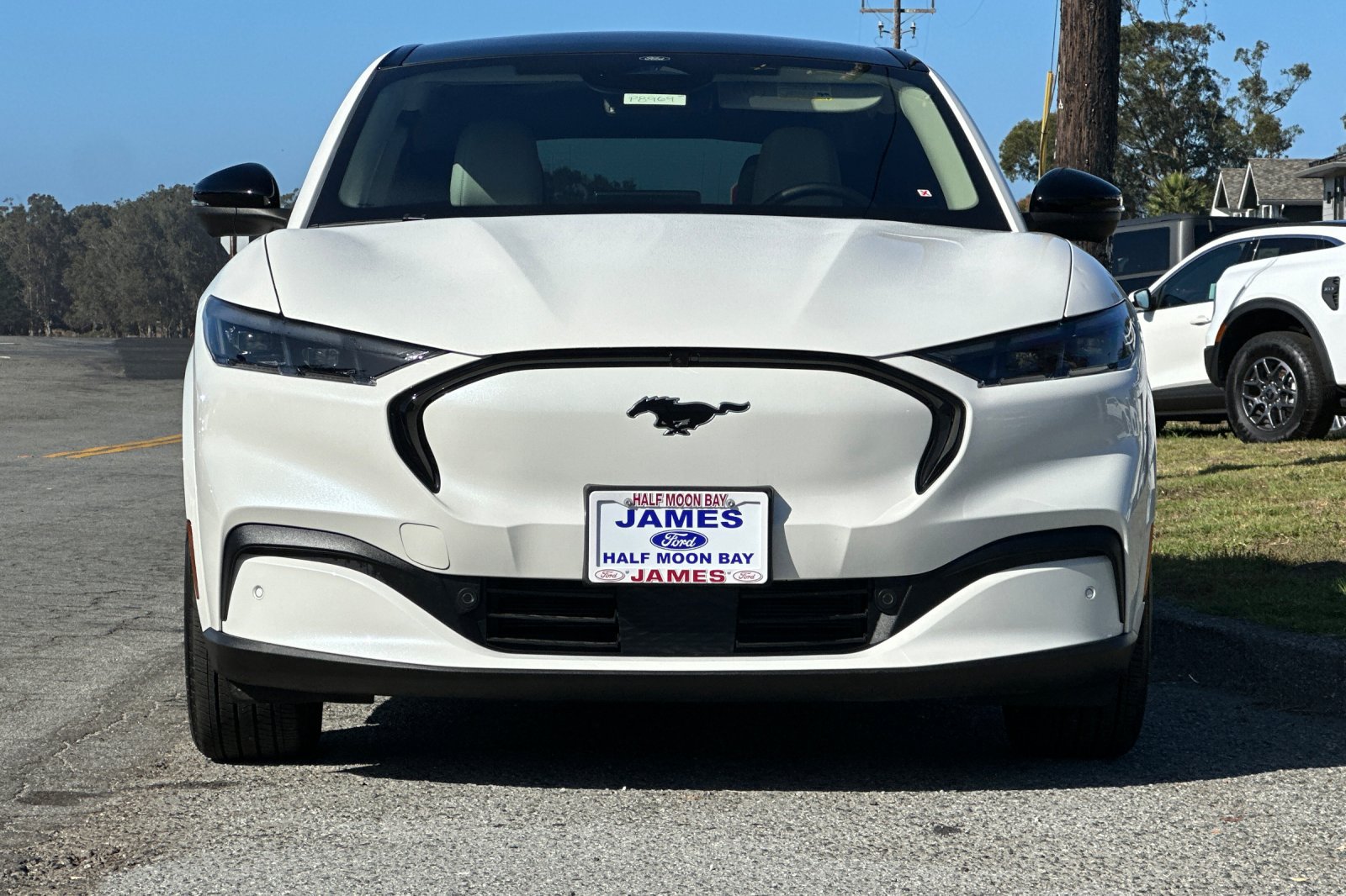 Used 2025 Ford Mustang Mach-E Premium RWD image 8