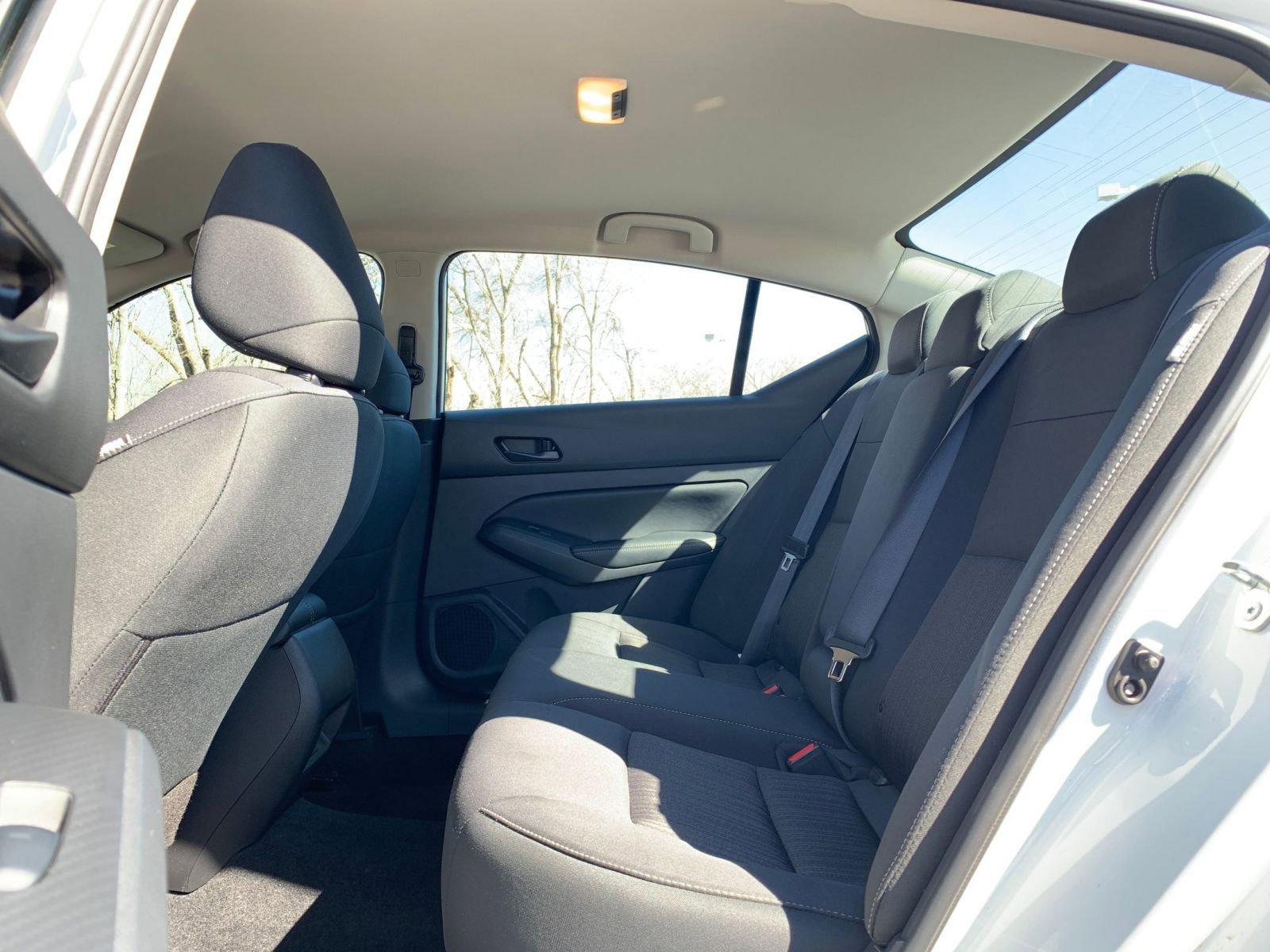 Used 2025 Nissan Altima 2.5 SV image 27